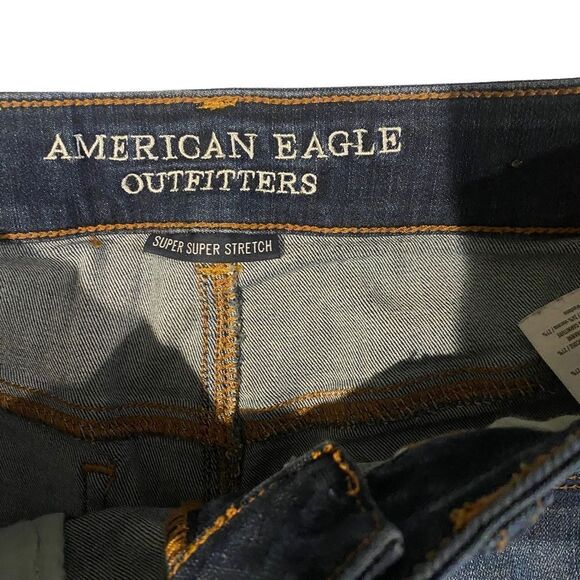American Eagle Hi Rise Shortie Denim Distressed Shorts Sz 6 - Picture 9 of 10